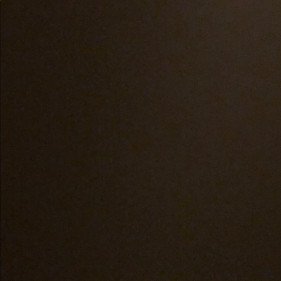 Meet your Posher, Julia - Picture 1 of 1